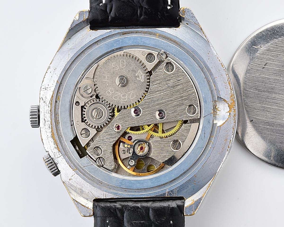 Soviet RAKETA perpetual calendar mechanical watch with rare Officer's dial!