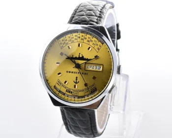 Soviet Raketa perpetual calendar mechanical watch with rare Officer's dial!