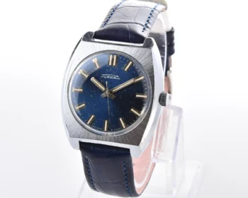 Soviet Raketa vintage mechanical watch