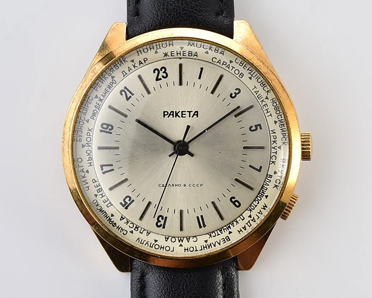 Excellent Soviet Raketa World Traveler (Goroda) wristwatch with 24 hours 2623.H mechanical movement