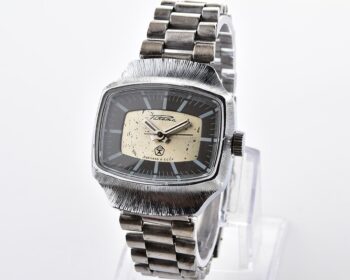 Vintage soviet Raketa mechanical wristwatch with unusual body