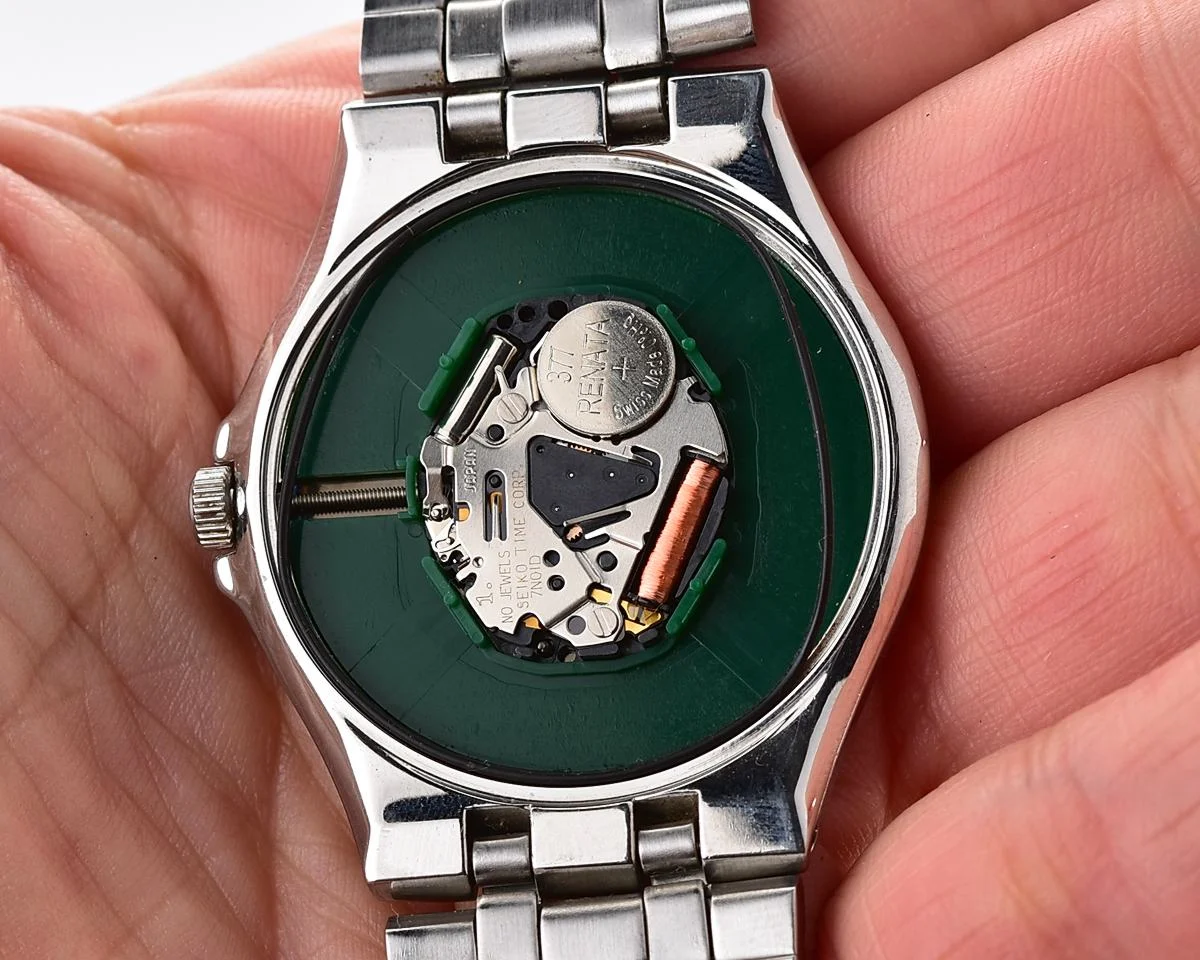 Seiko Spirit stylish slim quartz watch with integrated bracelet, May 2002 or 2012