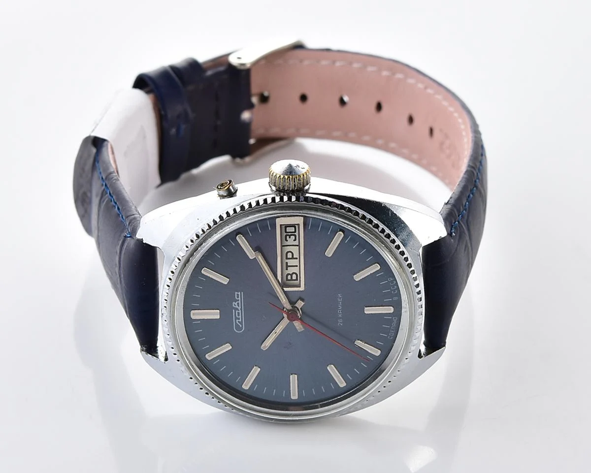 Excellent Slava vintage Soviet mechanical wristwatch