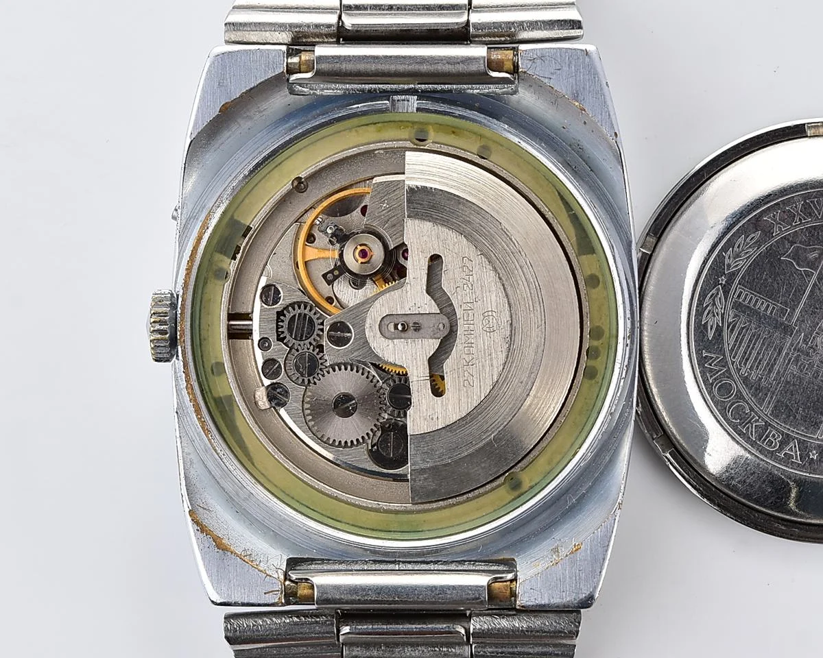 Slava-tank Soviet automatic vintage watch – 25th Congress of Communist Party of Soviet Union commemorative, 1976! - Image 11