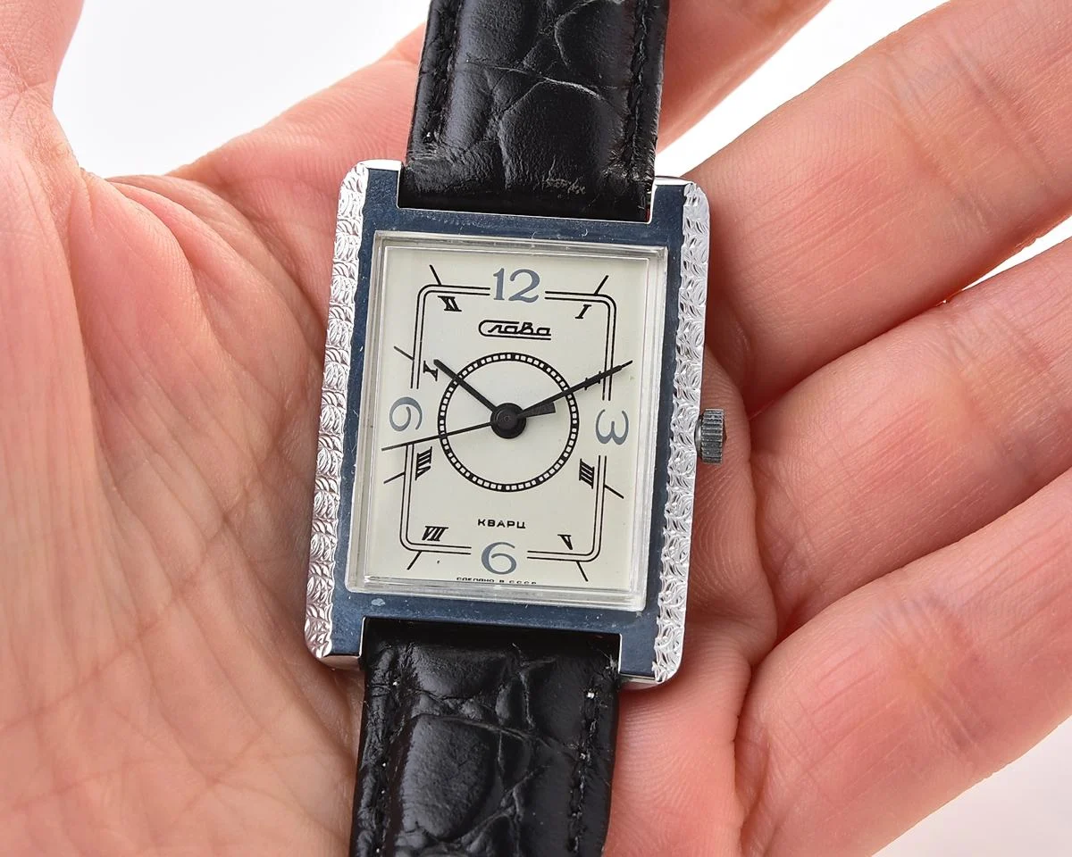 TIME CAPSULE: Soviet Slava with quartz movement – New Old Stock (NOS)!