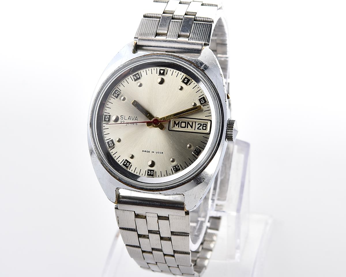 Large Slava soviet mechanical vintage watch – automatic self winding movement