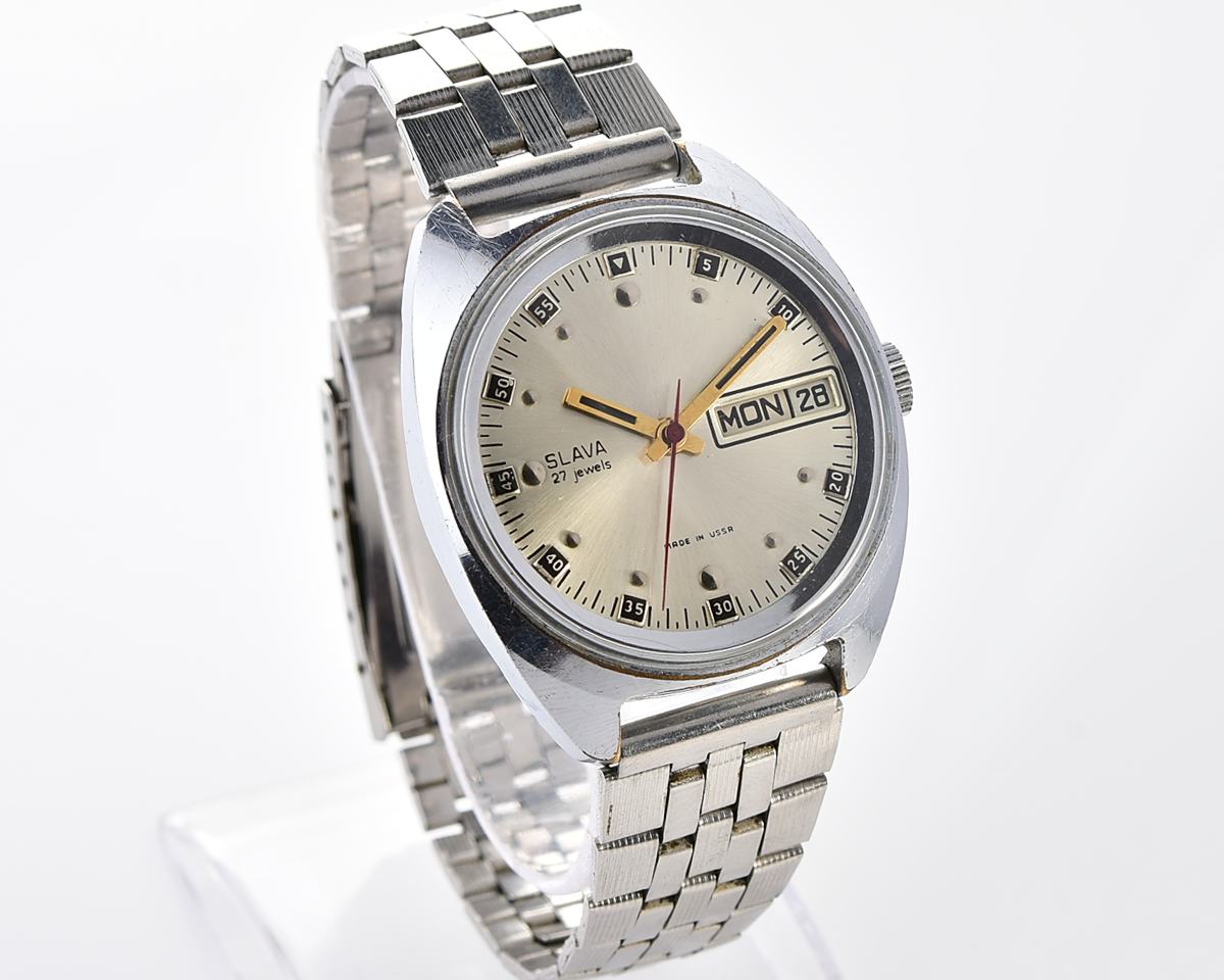 Large Slava soviet mechanical vintage watch – automatic self winding movement