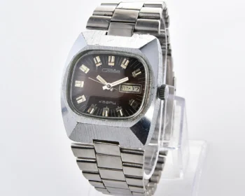 Soviet Slava quartz wristwatch with beautiful faceted crystal
