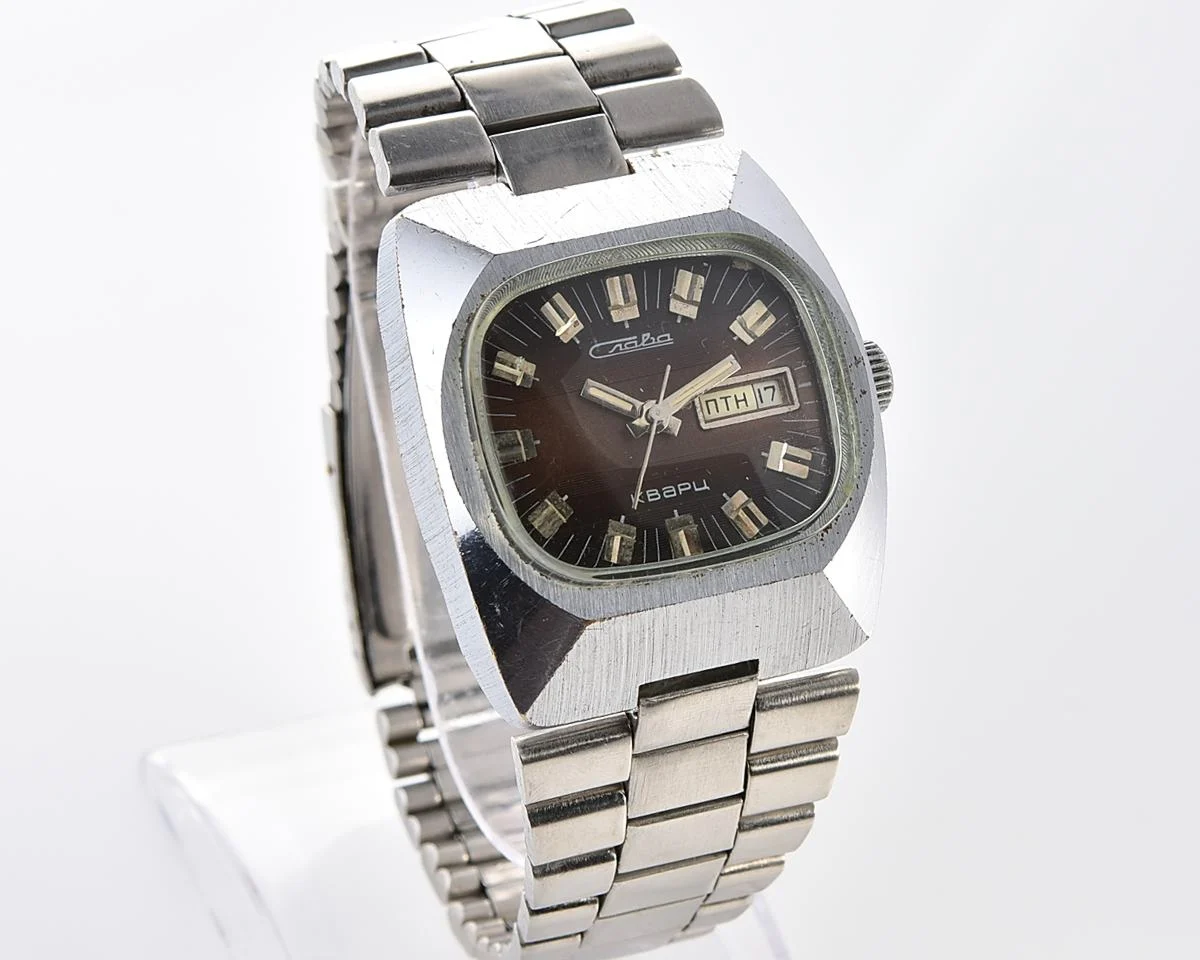 Soviet Slava quartz wristwatch with beautiful faceted crystal
