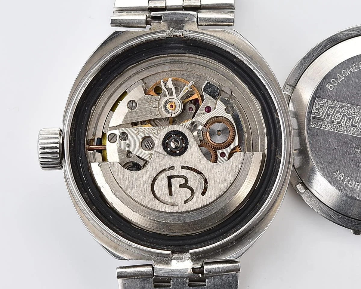 Vostok Amphibia Diver (Scuba Dude) wristwatch with a vintage stainless steel bracelet