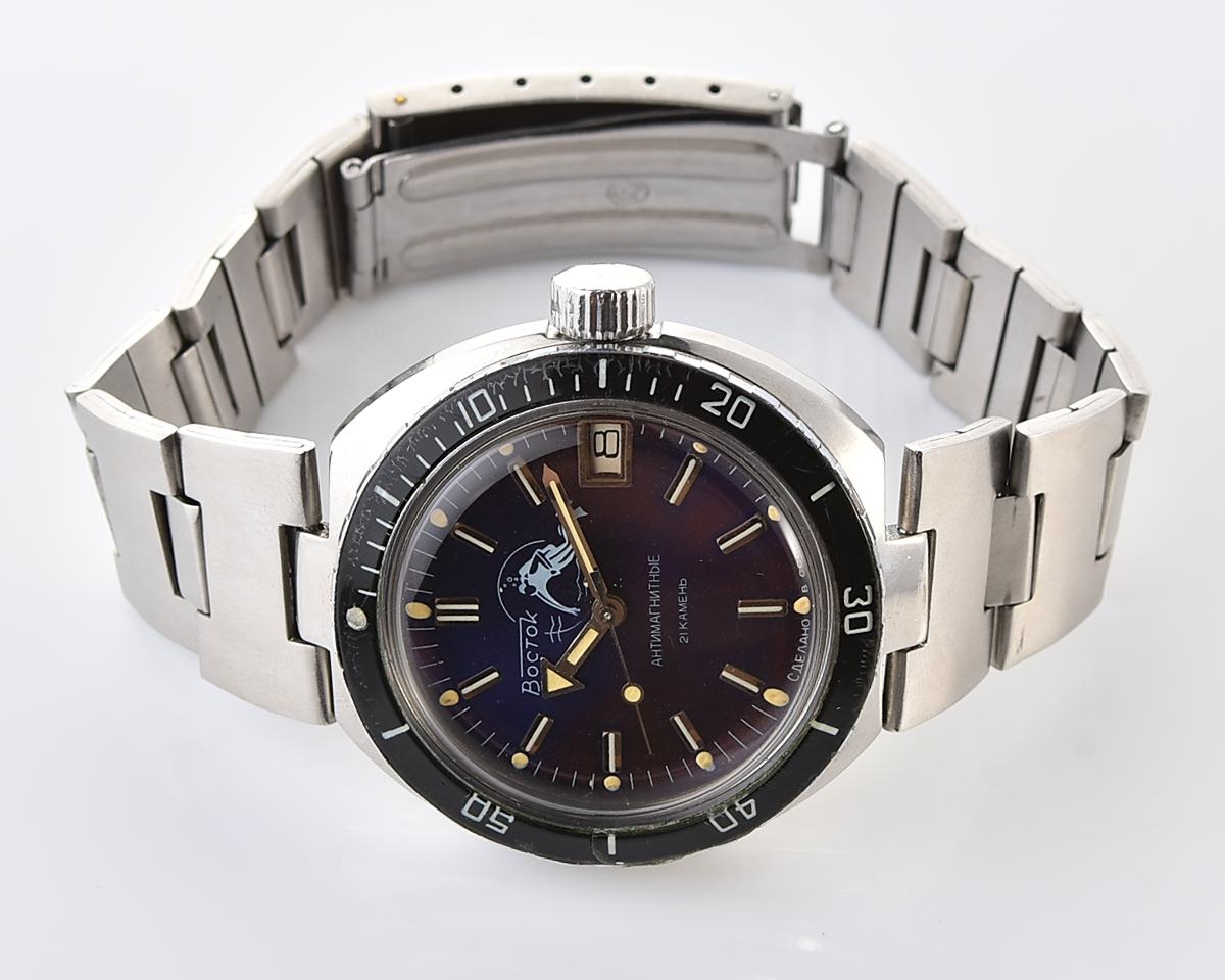 Vostok Amphibia DIVER wristwatch (Scuba Dude), with vintage stainless steel bracelet