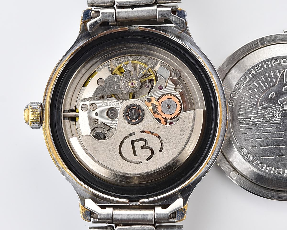 Vostok Amphibia with automatic self winding movement – Submarine captain!