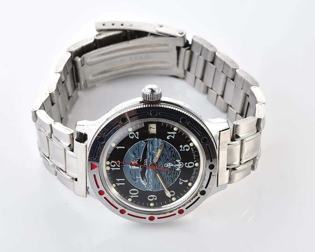 Vostok Amphibia with automatic self winding movement – Submarine captain!