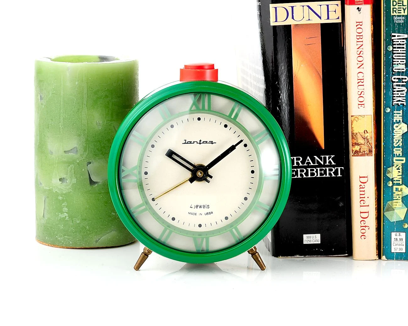 Yantar(or Jantar) vintage Soviet mechanical alarm clock - green, 4.25 inches diameter