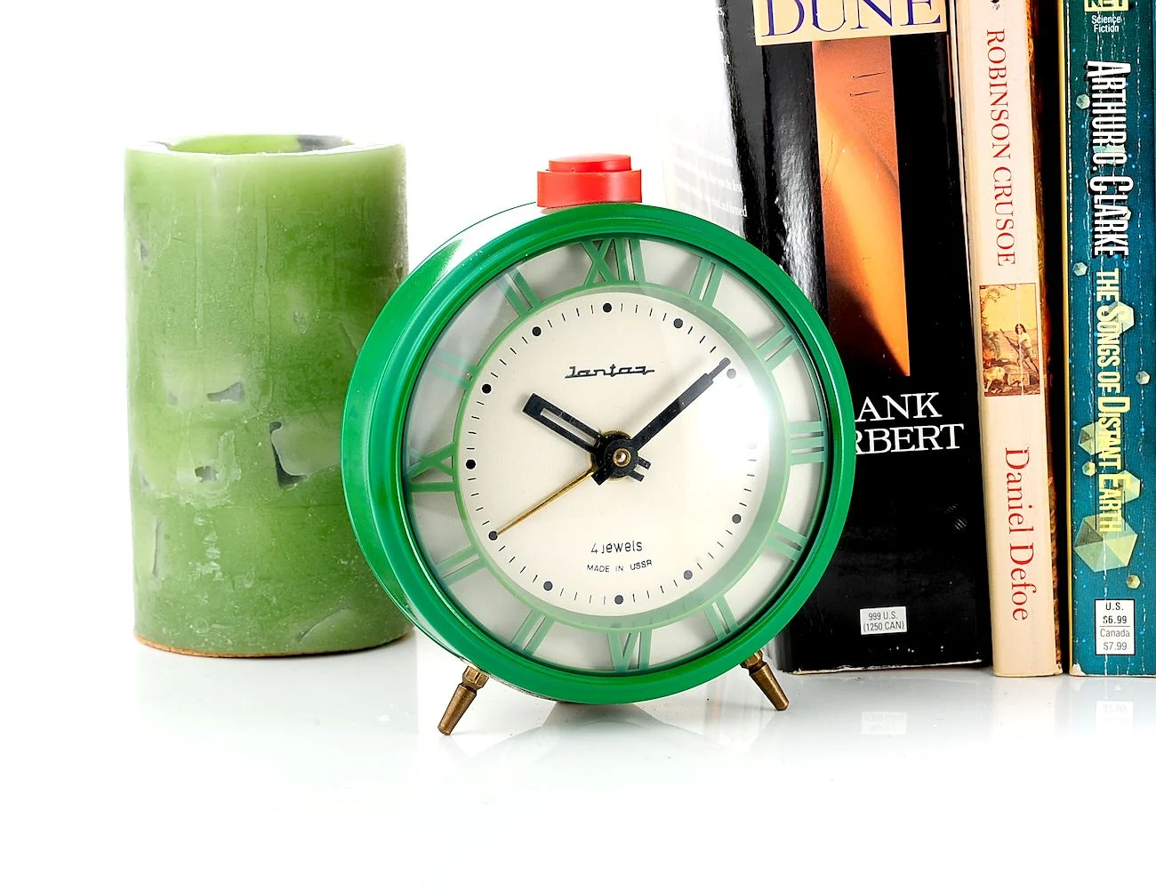 Yantar(or Jantar) vintage Soviet mechanical alarm clock - green, 4.25 inches diameter