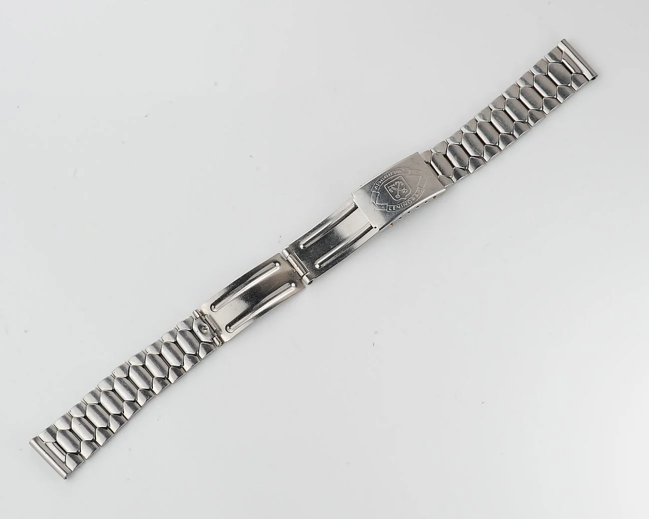Vintage Soviet stainless steel 18mm watch bracelet with Leningrad buckle