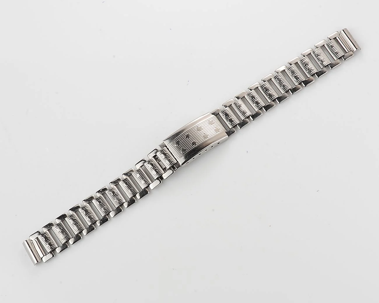 Vintage Soviet ornate stainless steel 14mm watch bracelet - like new!
