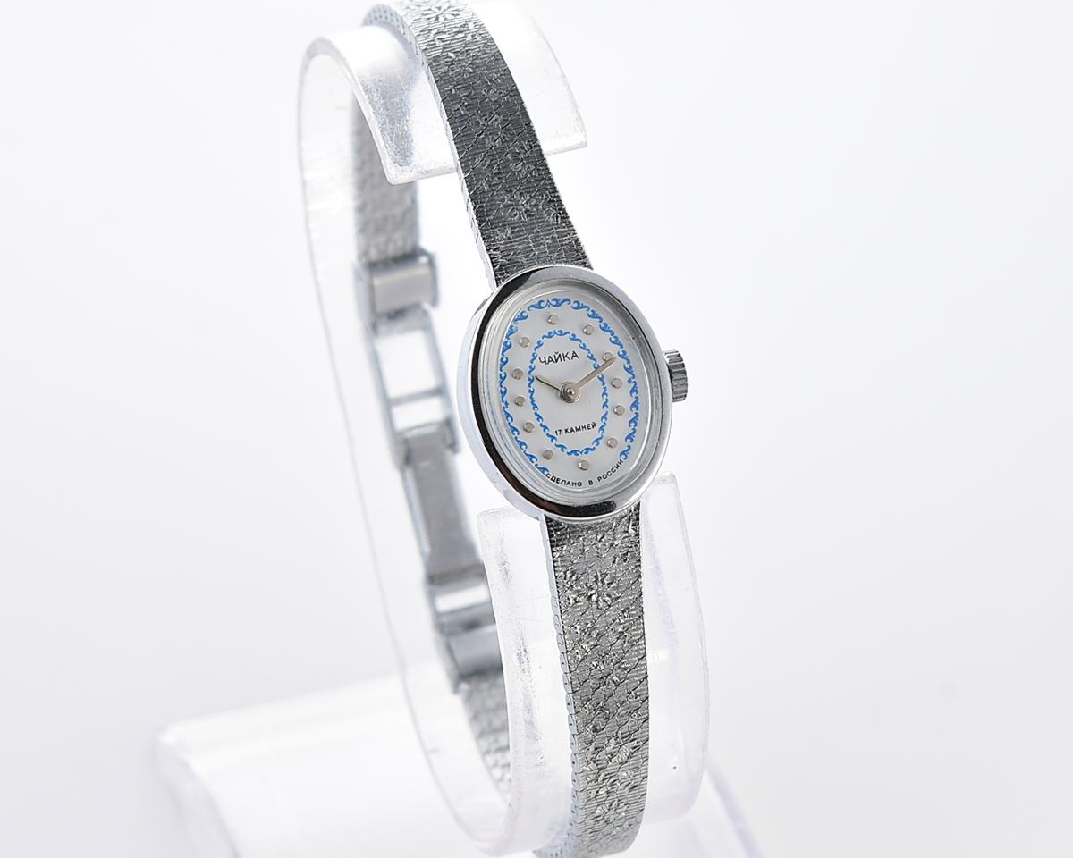 CHAIKA vintage wristwatch for ladies