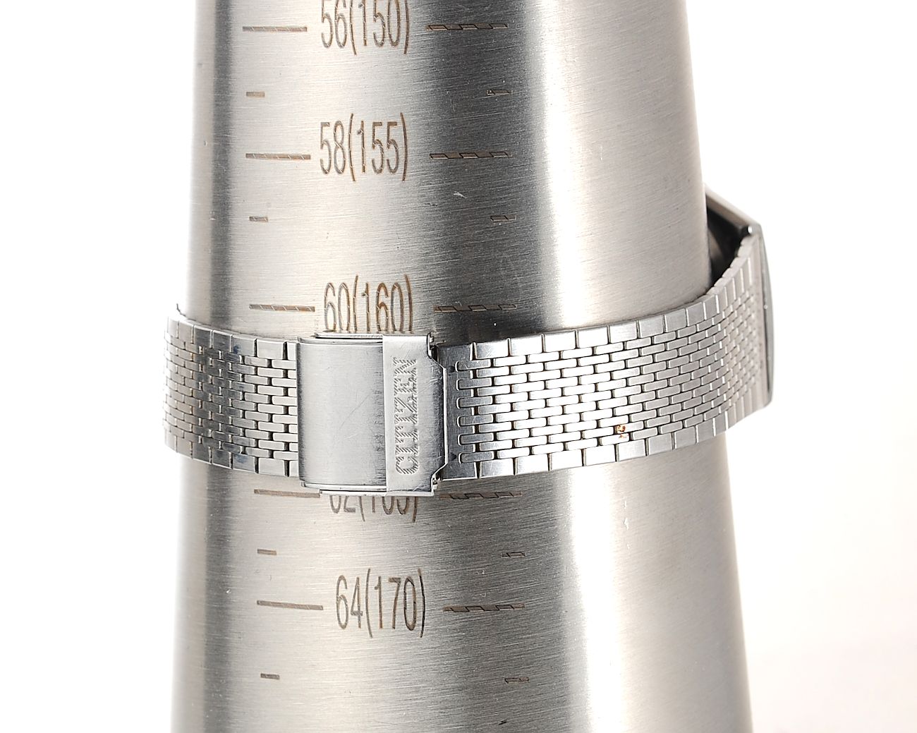 Vintage Citizen CQ Quartz stainless steel wristwatch from June 1988