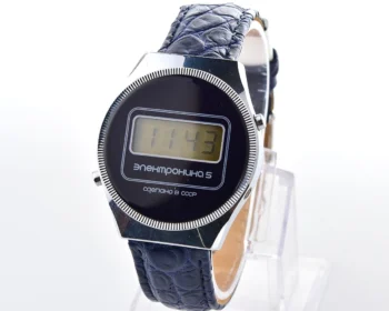 Vintage USSR digital wristwatch Electronika-5