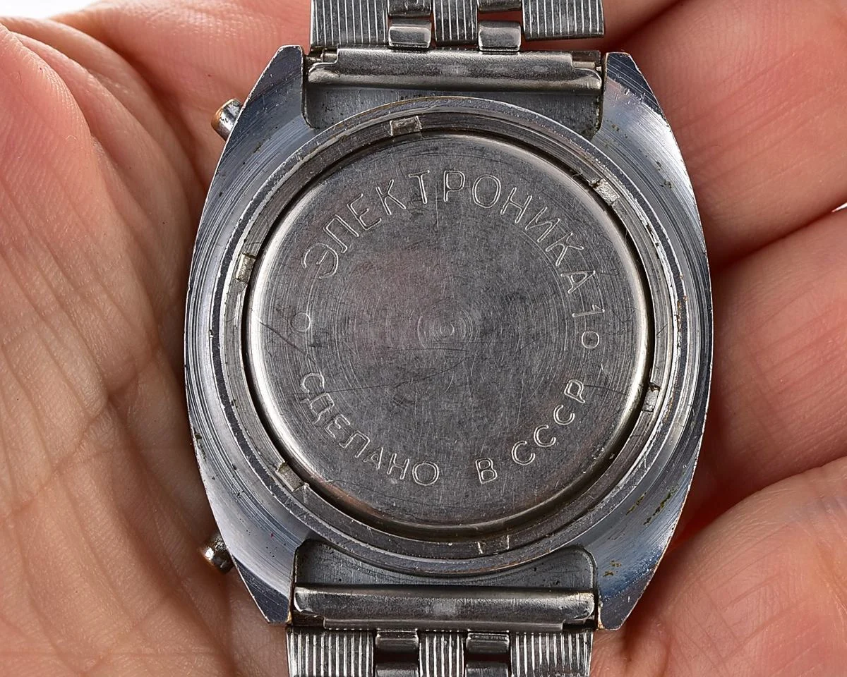 First Red LED Digital Vintage USSR Wristwatch Electronika E-1 Pulsar!