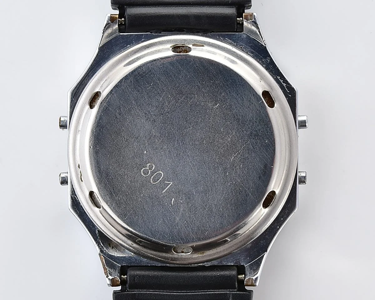 Excellent digital vintage wristwatch Electronika-5 - with three melodies!