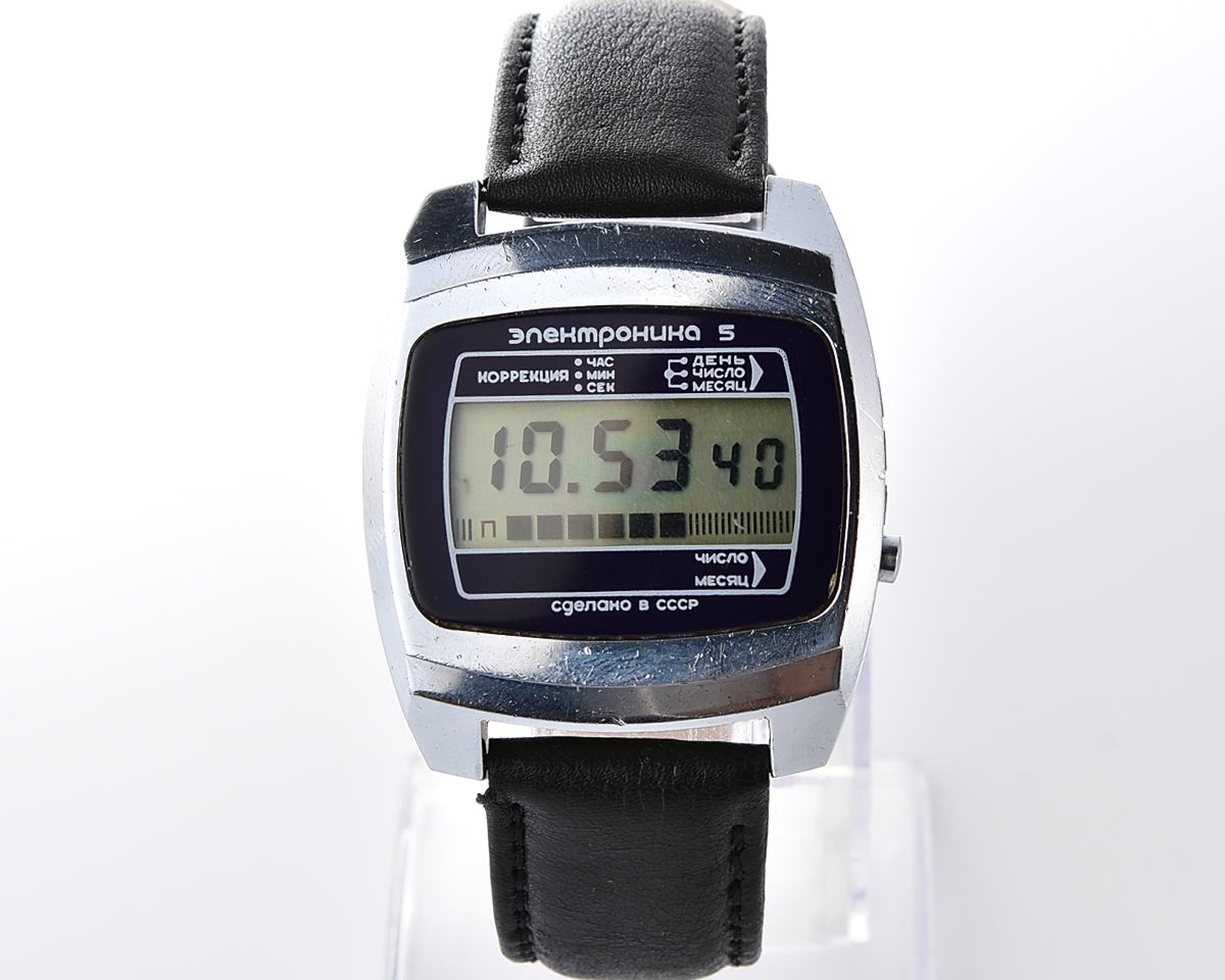 Large vintage USSR digital watch Electronika 5