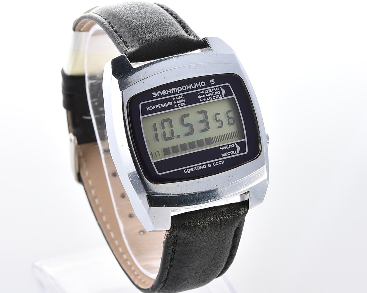 Large vintage USSR digital watch Electronika 5