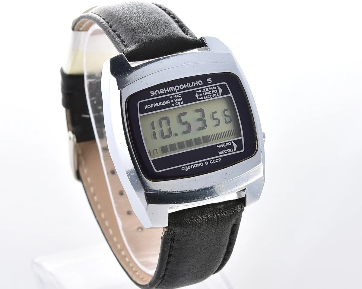 Large vintage USSR digital watch Electronika 5