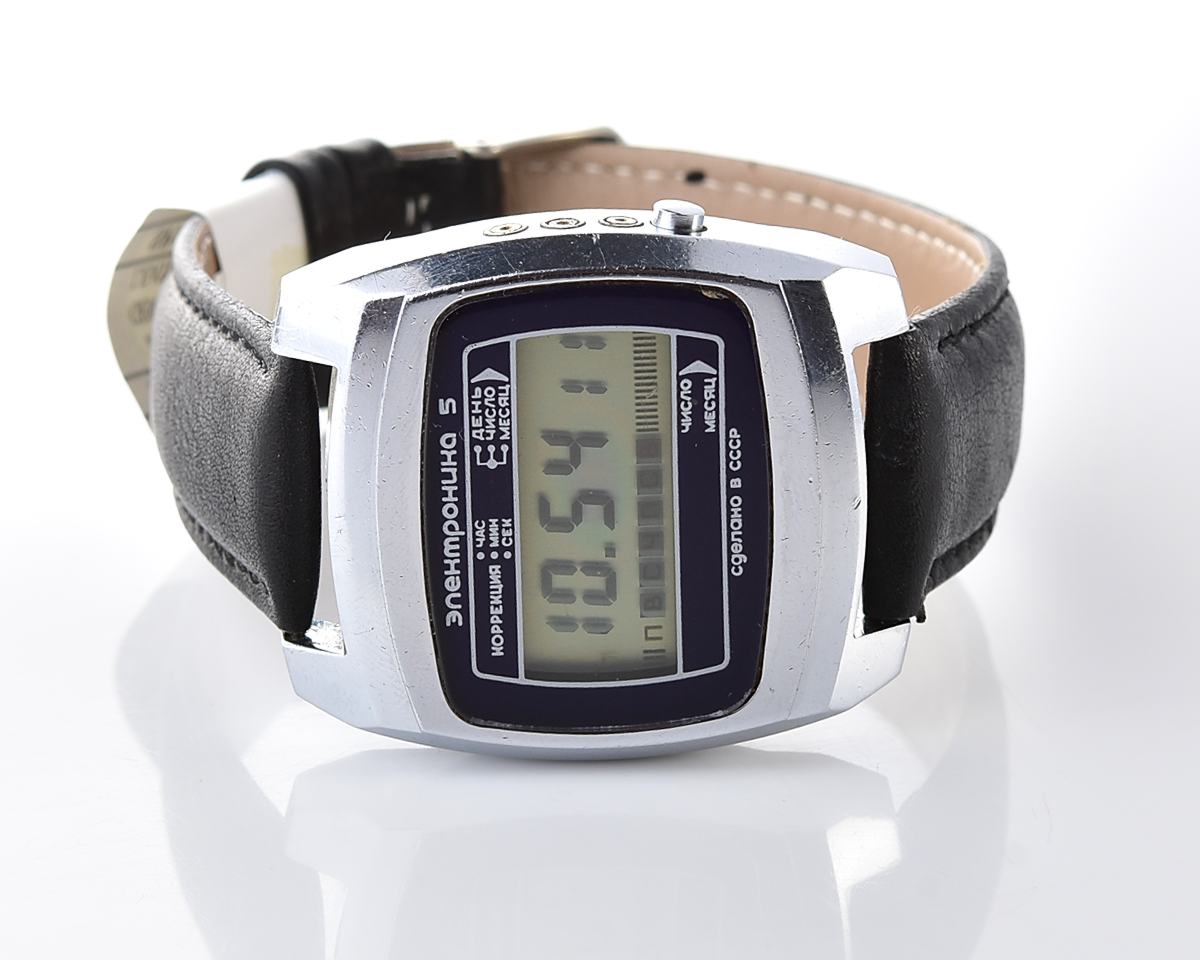 Large vintage USSR digital watch Electronika 5