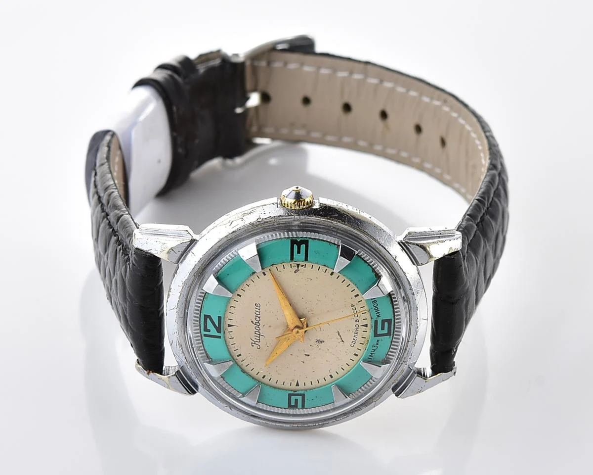 Rare! Beautiful vintage Soviet wristwatch from 50s - Kirovskie 1MWF