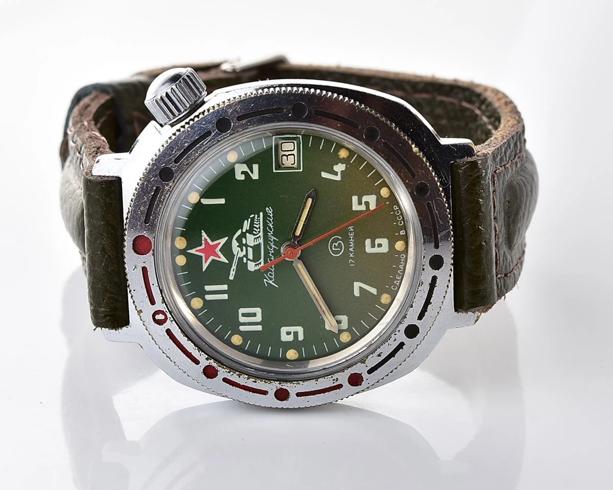 Vostok Commander's mechanical wristwatch - Komandirskie Tank!
