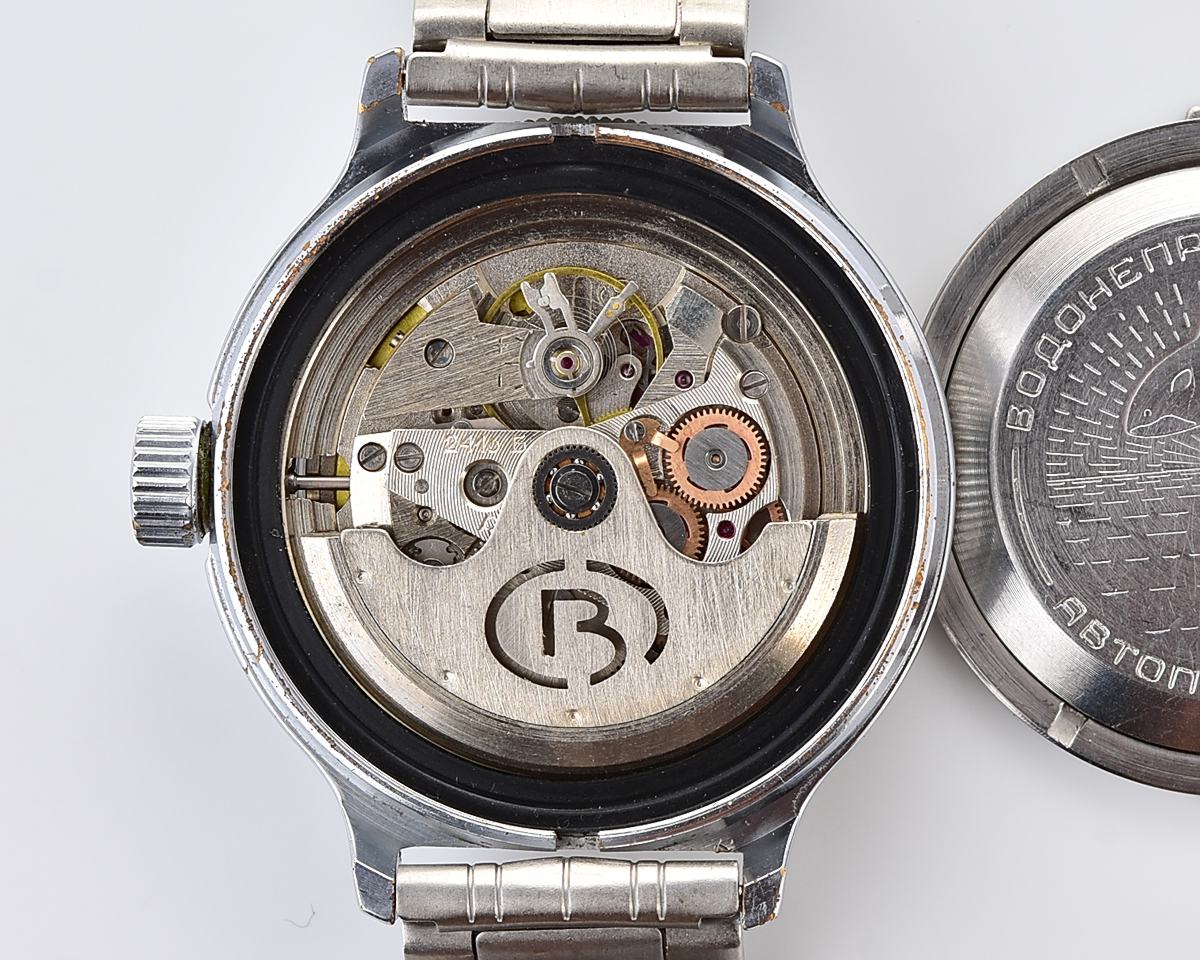 Vostok Amphibia with self-winding mechanical movement feat. Admiral Kuznetsov aircraft carrier