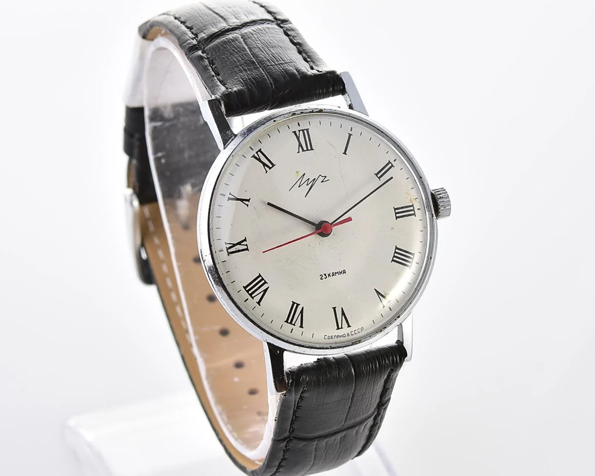 Vintage soviet Luch mechanical wristwatch