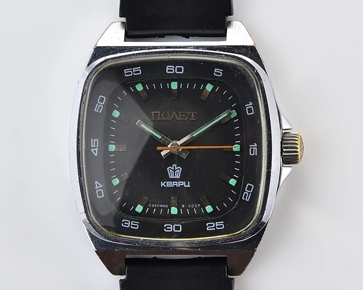 Large soviet POLJOT watch with automatic quartz movement