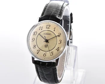 Soviet Raketa elegant vintage mechanical wristwatch