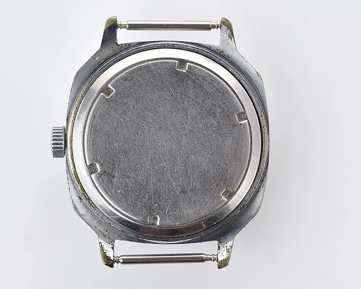 Soviet mechanical Raketa with automatic self winding movement