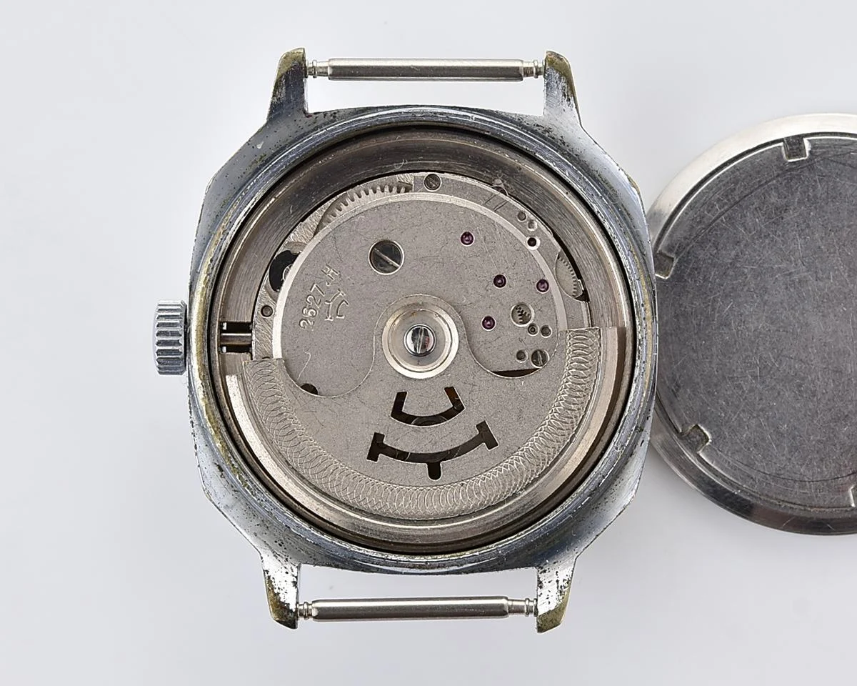 Soviet mechanical Raketa with automatic self winding movement