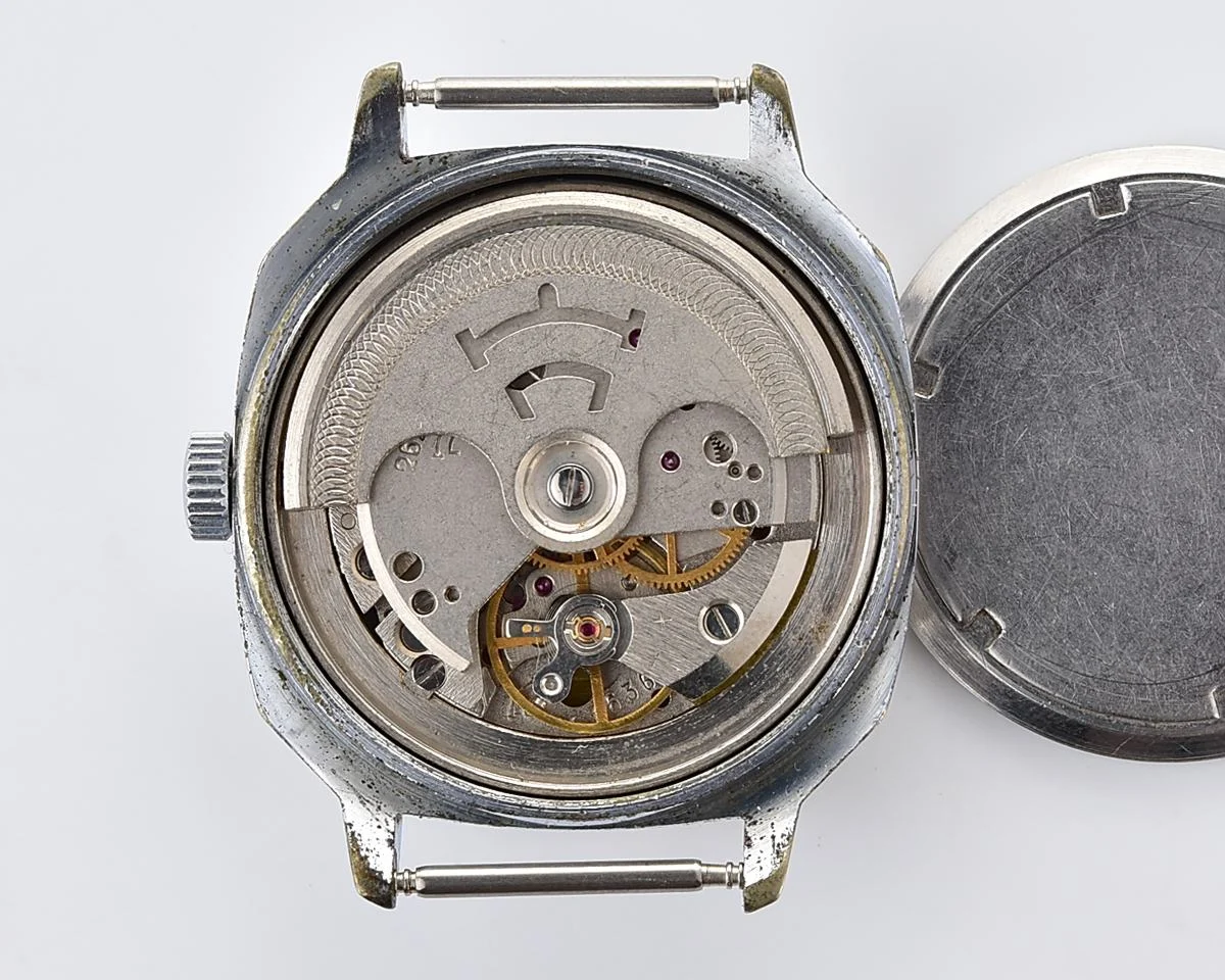 Soviet mechanical Raketa with automatic self winding movement