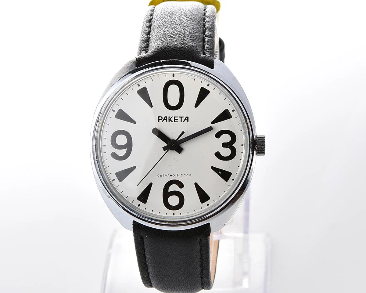 Vintage Soviet mechanical wristwatch Raketa "Big Zero"
