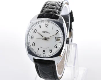Vintage Soviet Raketa mechanical wristwatch