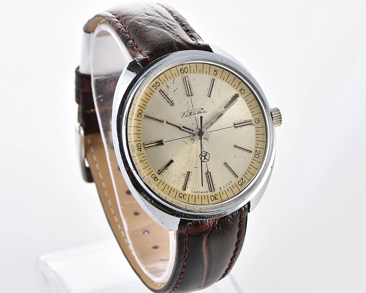 Large vintage RAKETA mechanical watch