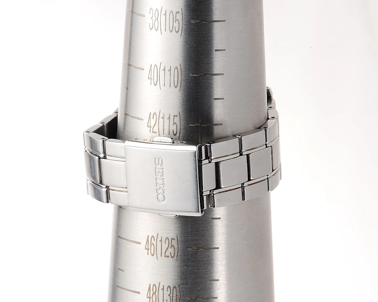 Seiko "Radio Wave Control" Solar JDM Exclusive - light-powered watch with automatic atomic time synchronization