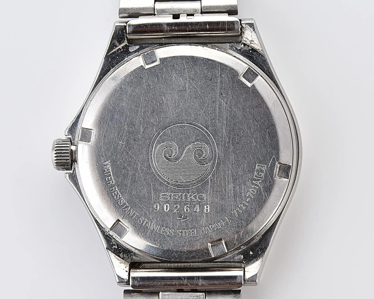 Vintage Seiko Quartz SilverWave – Deep Blue Sunburst from October 1979