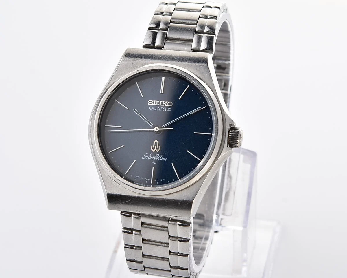 Vintage Seiko Quartz SilverWave – Deep Blue Sunburst from October 1979
