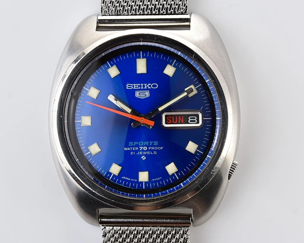 Vintage Seiko 5 Sports – Blue Sunburst Day-Date Automatic from April 1969