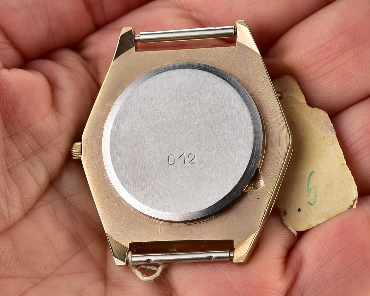 TIME CAPSULE: Soviet Slava with quartz movement – New Old Stock (NOS)!