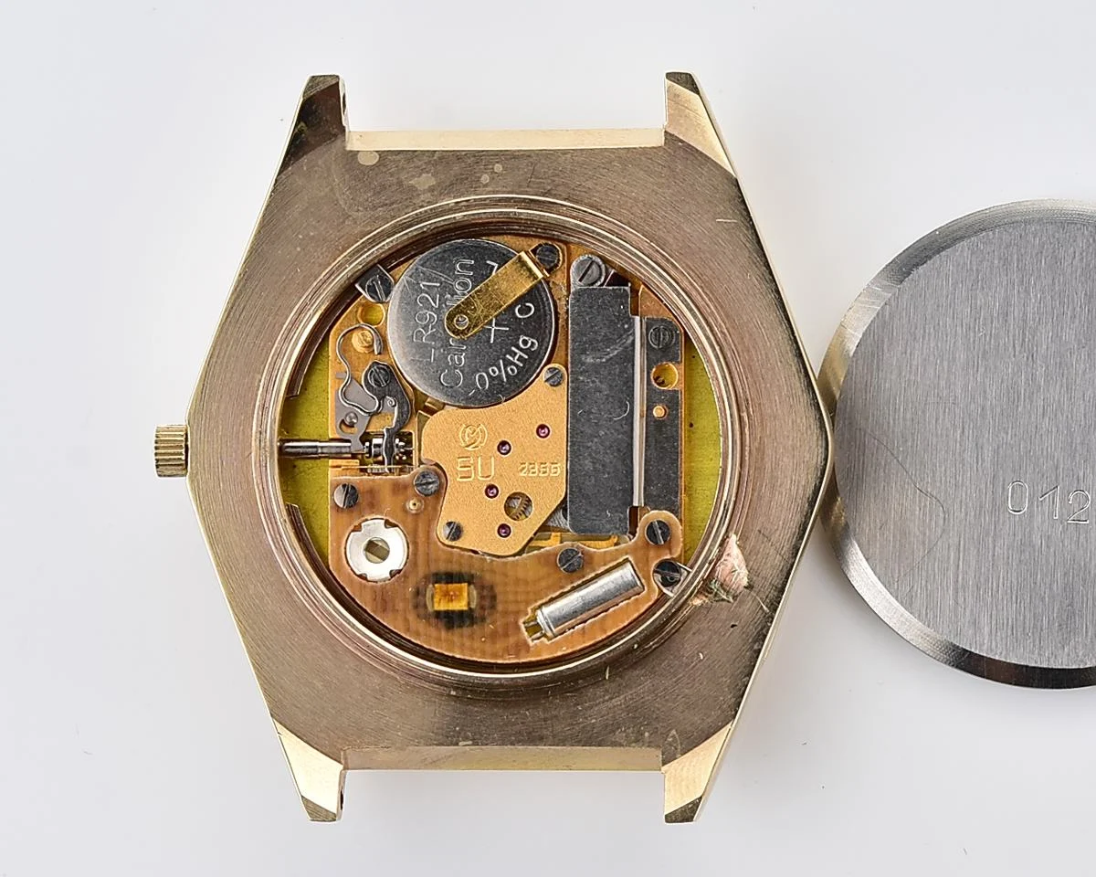 TIME CAPSULE: Soviet Slava with quartz movement – New Old Stock (NOS)!
