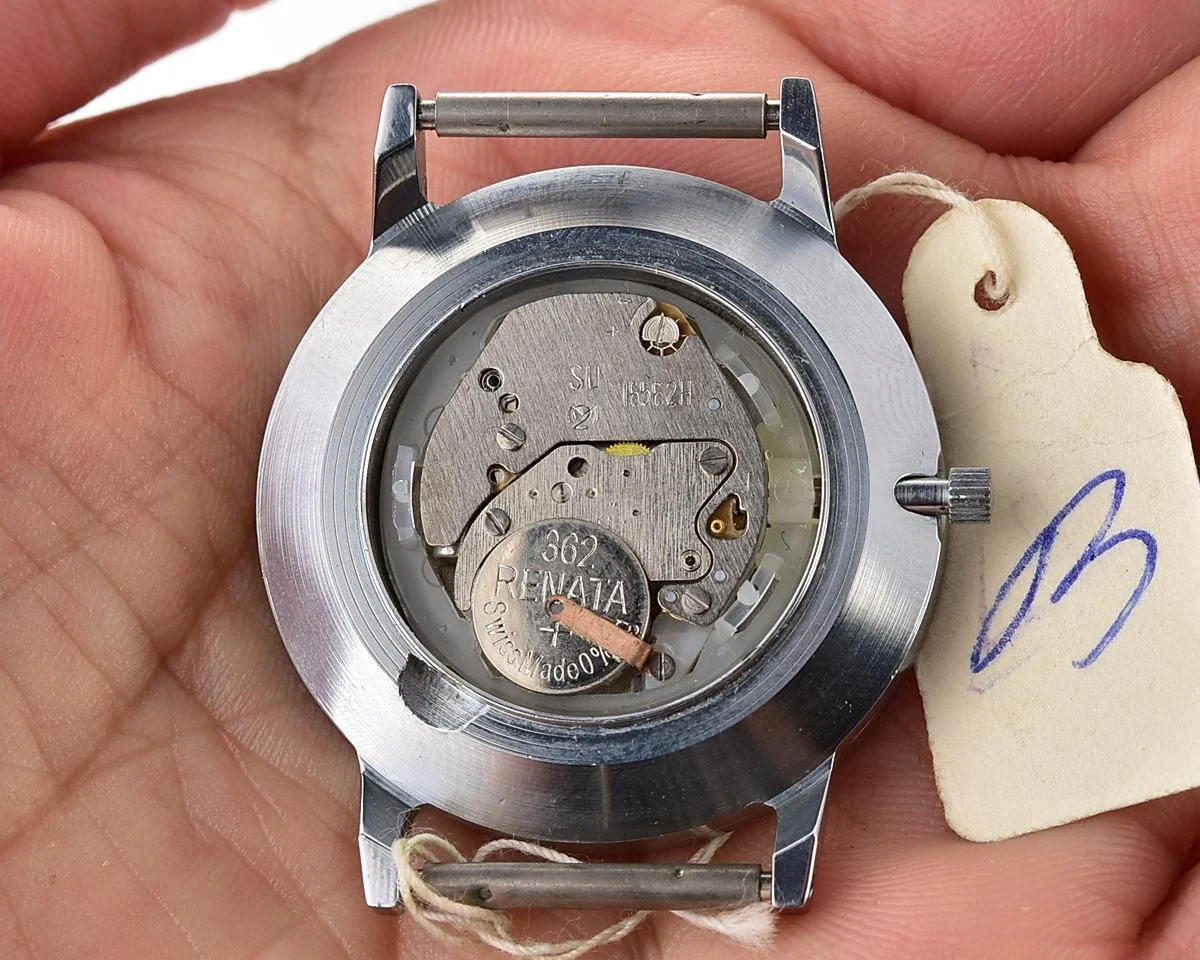 Automatic soviet SLAVA with quartz movement – New Old Stock (NOS)!