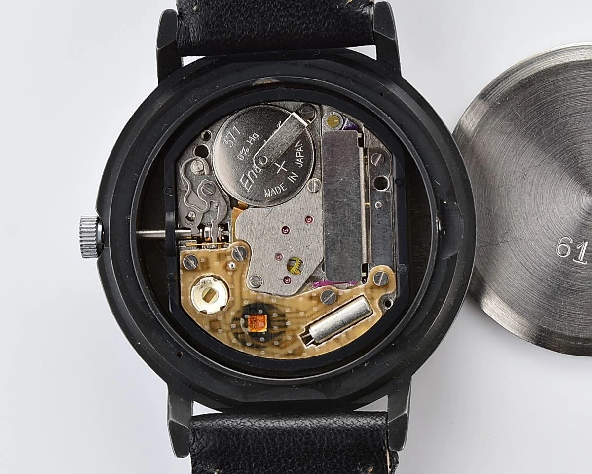 Excellent soviet SLAVA vintage wristwatch with quartz movement